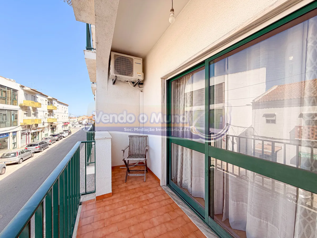 apartamento-t2-venda-samora-correia-benavente-santarem