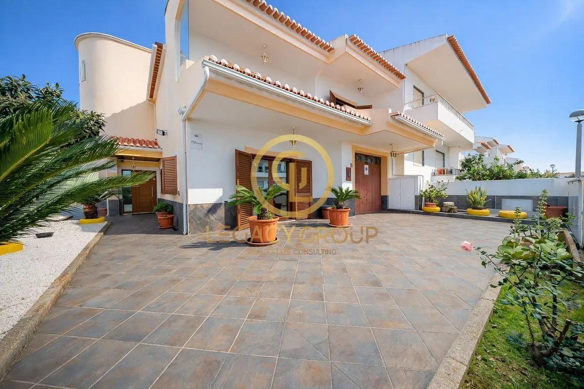 moradia-t5-venda-portimao-faro