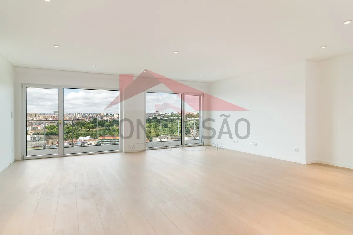 apartamento-t4-venda-santa-iria-de-azoia-sao-joao-da-talha-e-bobadela-loures-lisboa