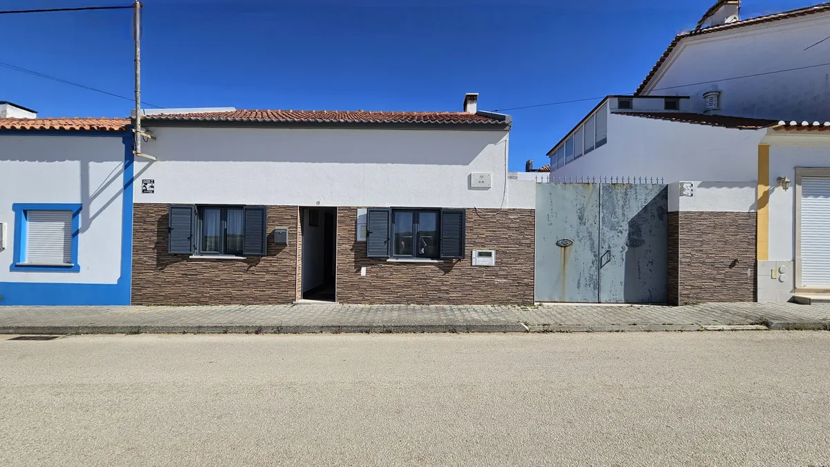 moradia-t2-venda-atouguia-da-baleia-peniche-leiria
