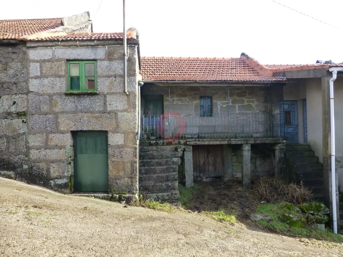 moradia-t1-venda-castro-laboreiro-e-lamas-de-mouro-melgaco-viana-do-castelo