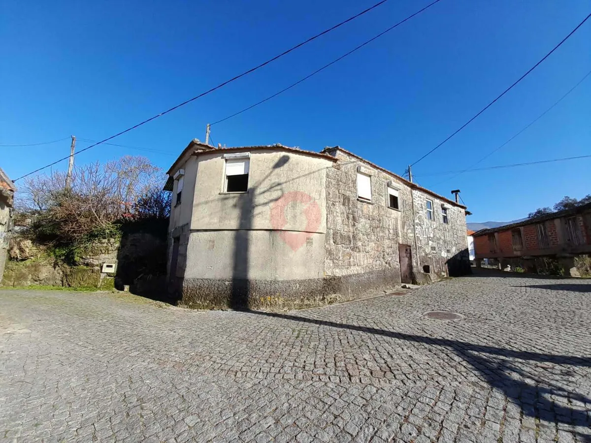 moradia-t2-venda-prado-e-remoaes-melgaco-viana-do-castelo