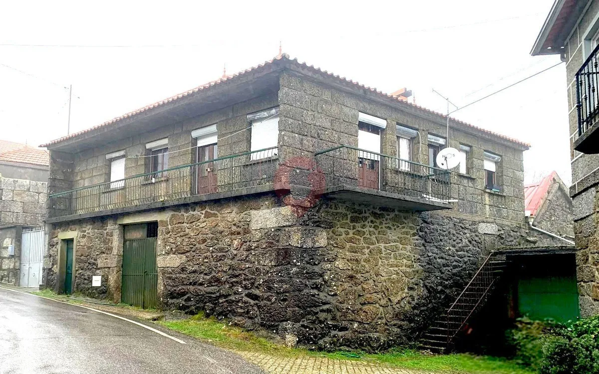 moradia-t3-venda-castro-laboreiro-e-lamas-de-mouro-melgaco-viana-do-castelo