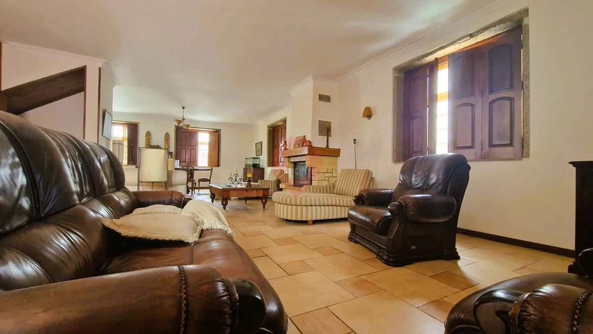 apartamento-t4-venda-vila-e-roussas-melgaco-viana-do-castelo