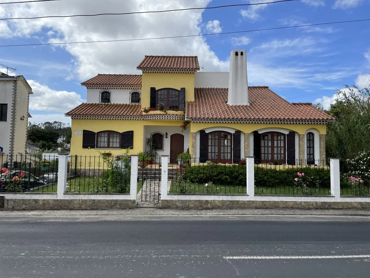 moradia-t6-venda-venda-do-pinheiro-e-santo-estevao-das-gales-mafra-lisboa